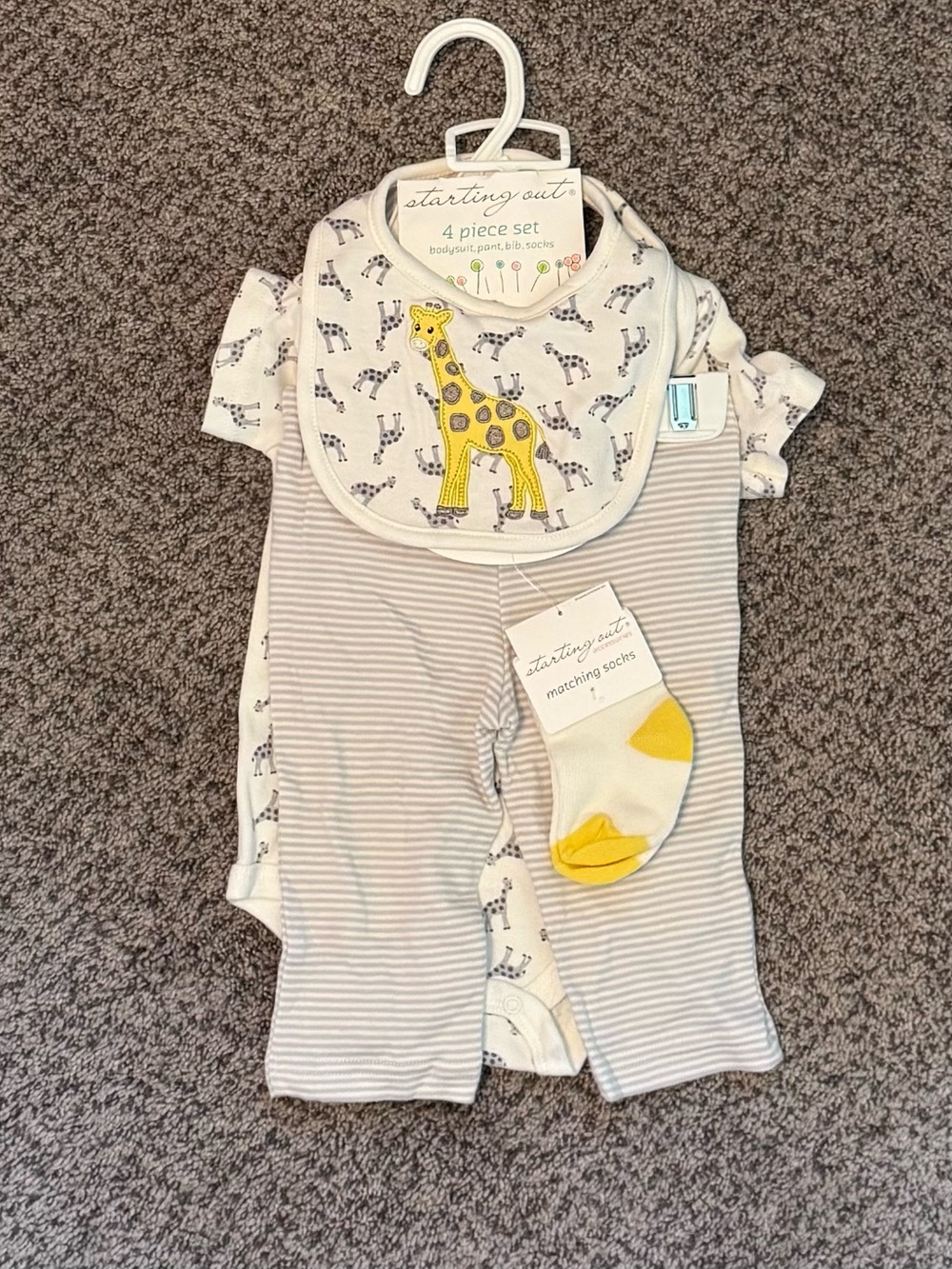 Starting Out Baby Giraffe 4-Piece One-Piece Set - Cream & Yellow